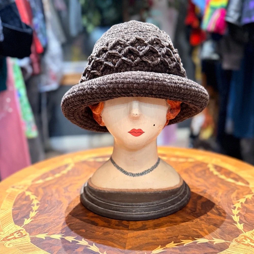 Brown VTG Crochet Knit Chenille Bucket Hat‎ Textured Boho Chic